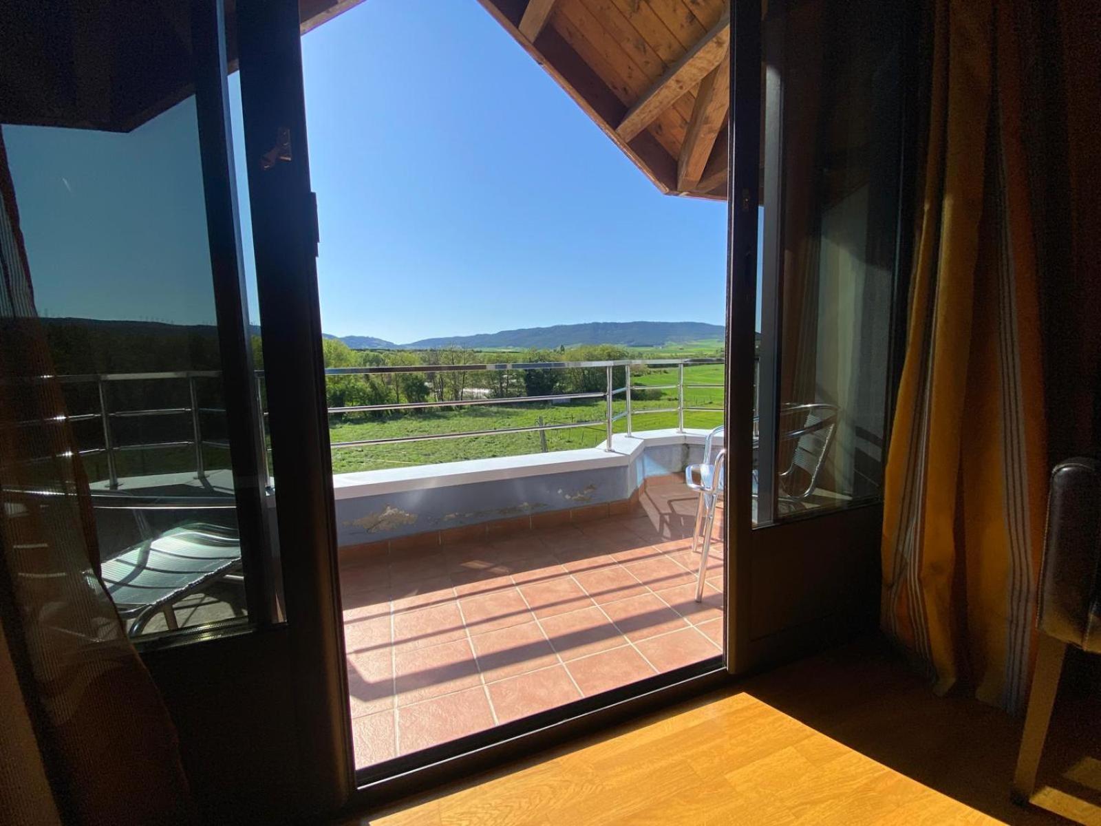 Roomrural Hotel Iru-Bide Лумбьер Экстерьер фото
