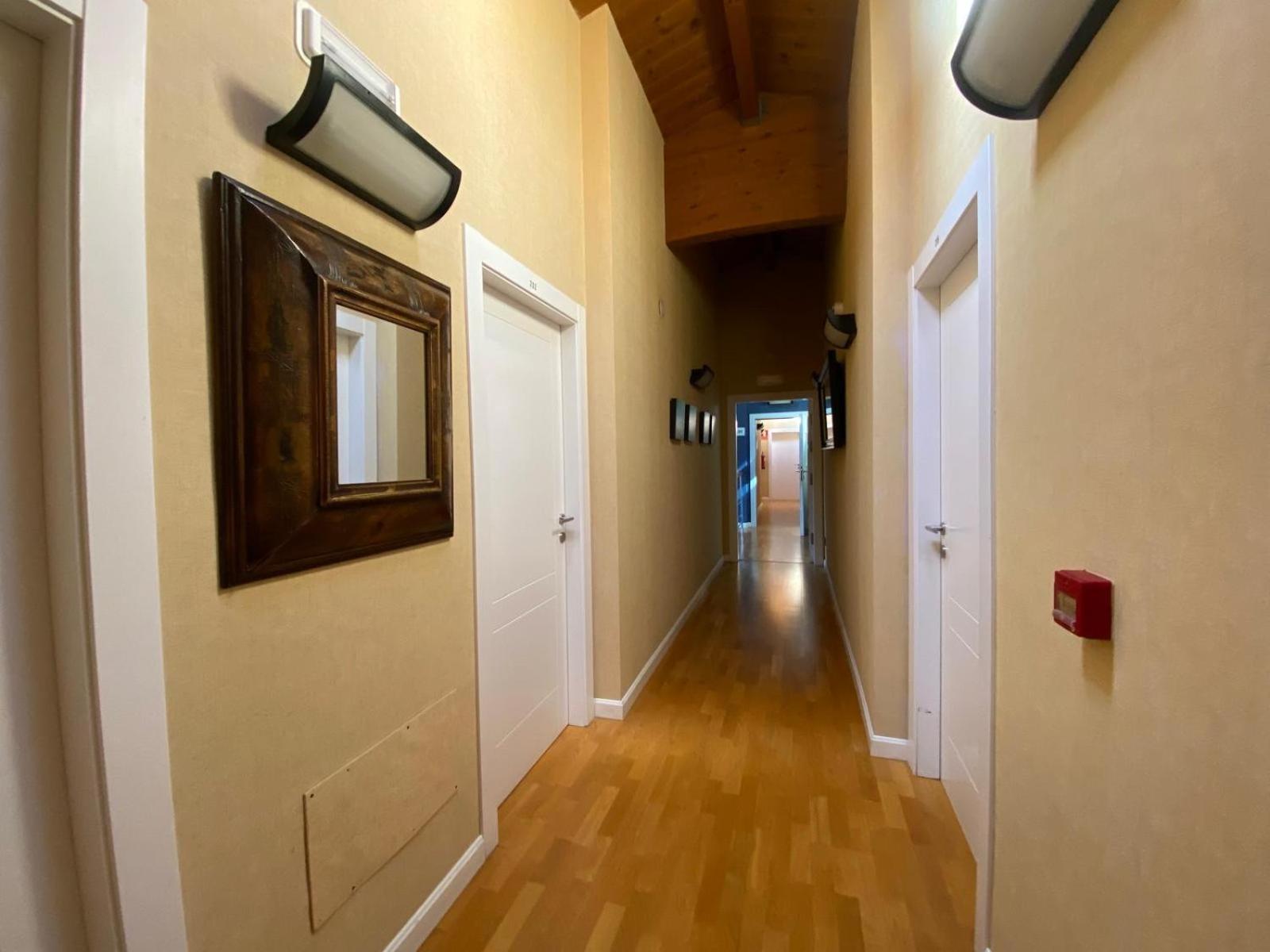 Roomrural Hotel Iru-Bide Лумбьер Экстерьер фото